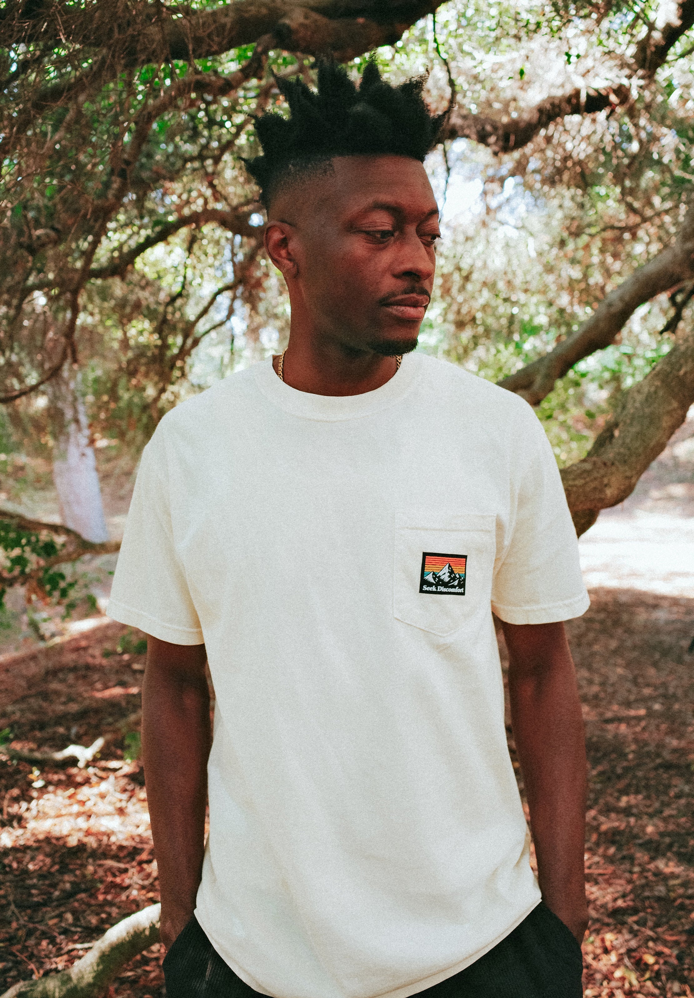 Trail Patch Pocket Tee - White – Seek Discomfort