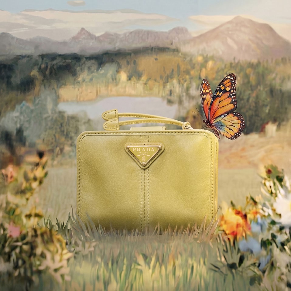 PRADA日本公式ウェブサイトおよびオンラインストア | PRADA