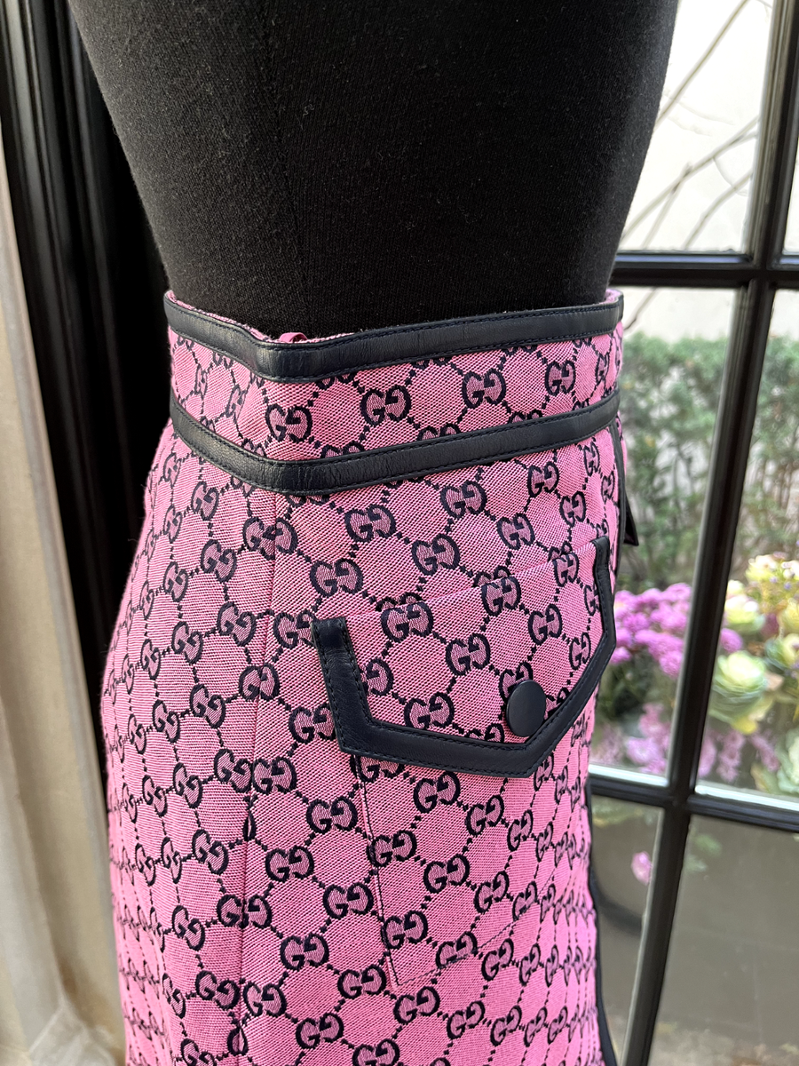 GUCCI GG Canvas Skirt in Pink & Black Leather Trim - Size 40 or 4