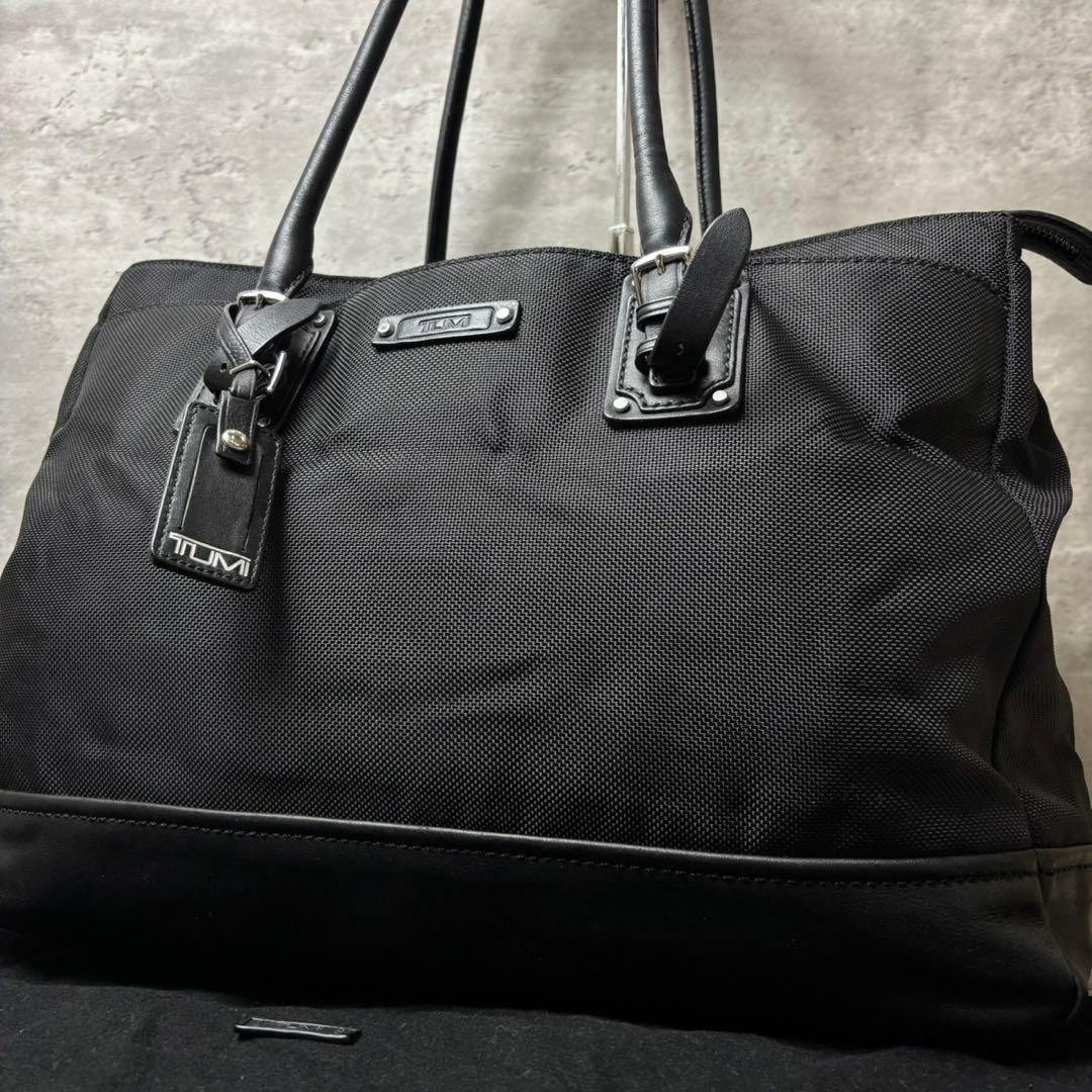 TUMI トートバッグ ビジネス レザー 本革 肩掛け可能 ブラック 保存袋 TUMI（トゥミ） トートバッグ 肩掛け PC収納 バリスティックナイロン