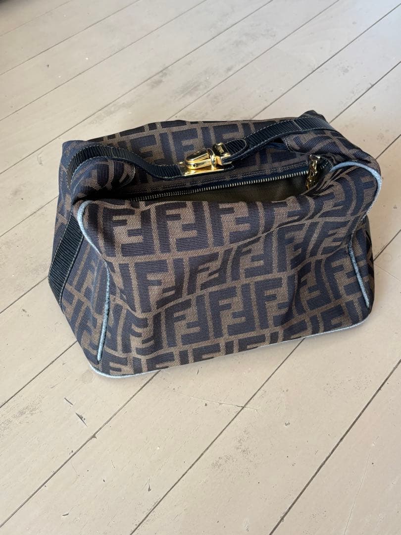 Fendi FFロゴ ボストンバッグ FENDI - Large Boston FF duffle | Leam Roma - Luxury Shopping Online