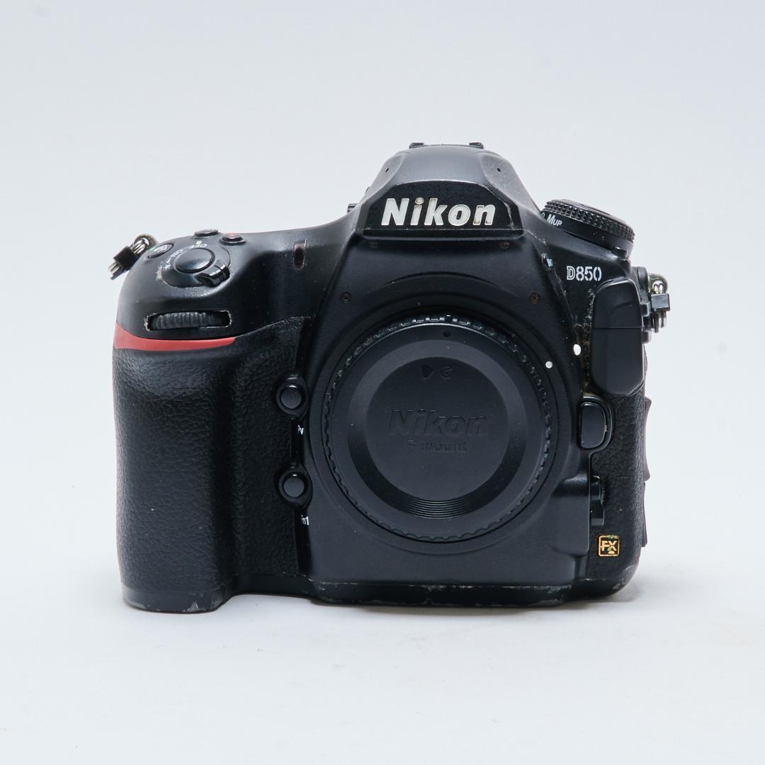 Nikon D850 デジタル一眼レフカメラ バッテリー1個付 Amazon | Nikon デジタル一眼レフカメラ D850 ブラック | デジタル一眼