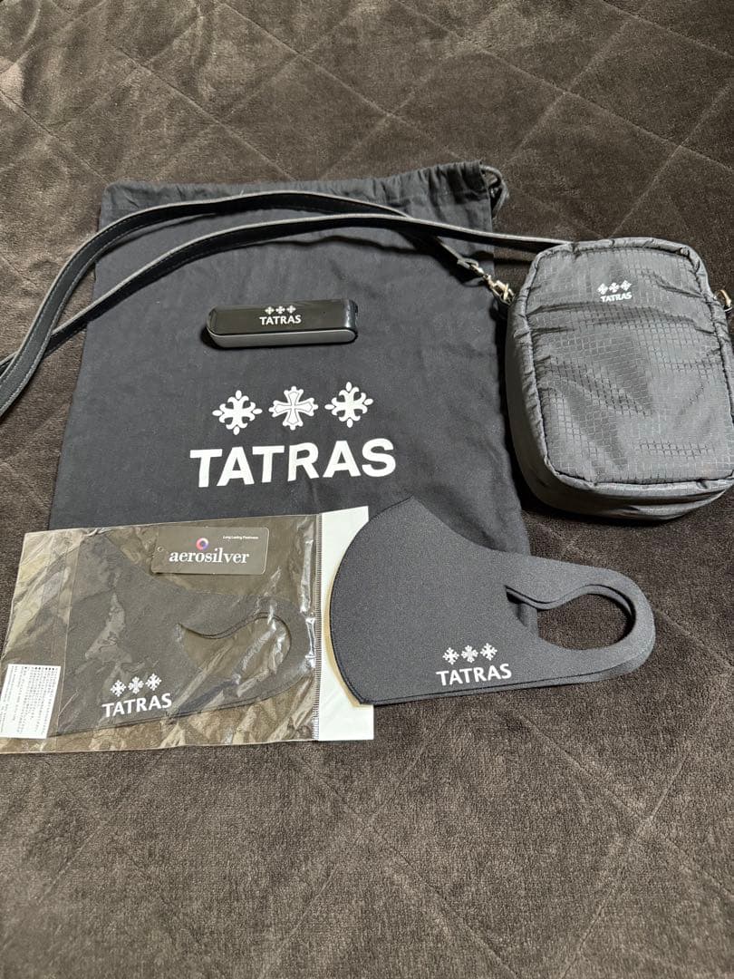 激レア　TATRAS ノベルティ　非売品　グッズ　入手困難　タトラス TATRAS (タトラス) フード着脱 ウールブレンド ショートダウン