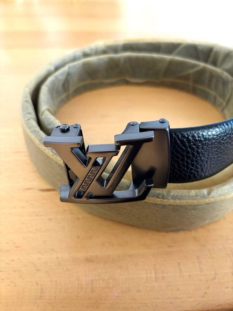 LV レザー ベルト ブラック/グレー★新品未使用、送料無料★ 楽天市場】LOUIS VUITTON ルイヴィトンメンズリバーシブルレザーベルト