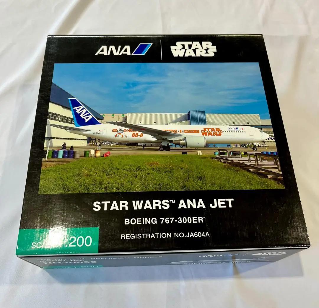 ANA × STAR WARS｜B 767-300ER｜1:200｜全日空商事 1/200 B767-300ER ANA STAR WARS スターウォーズ ギア付き JA604A