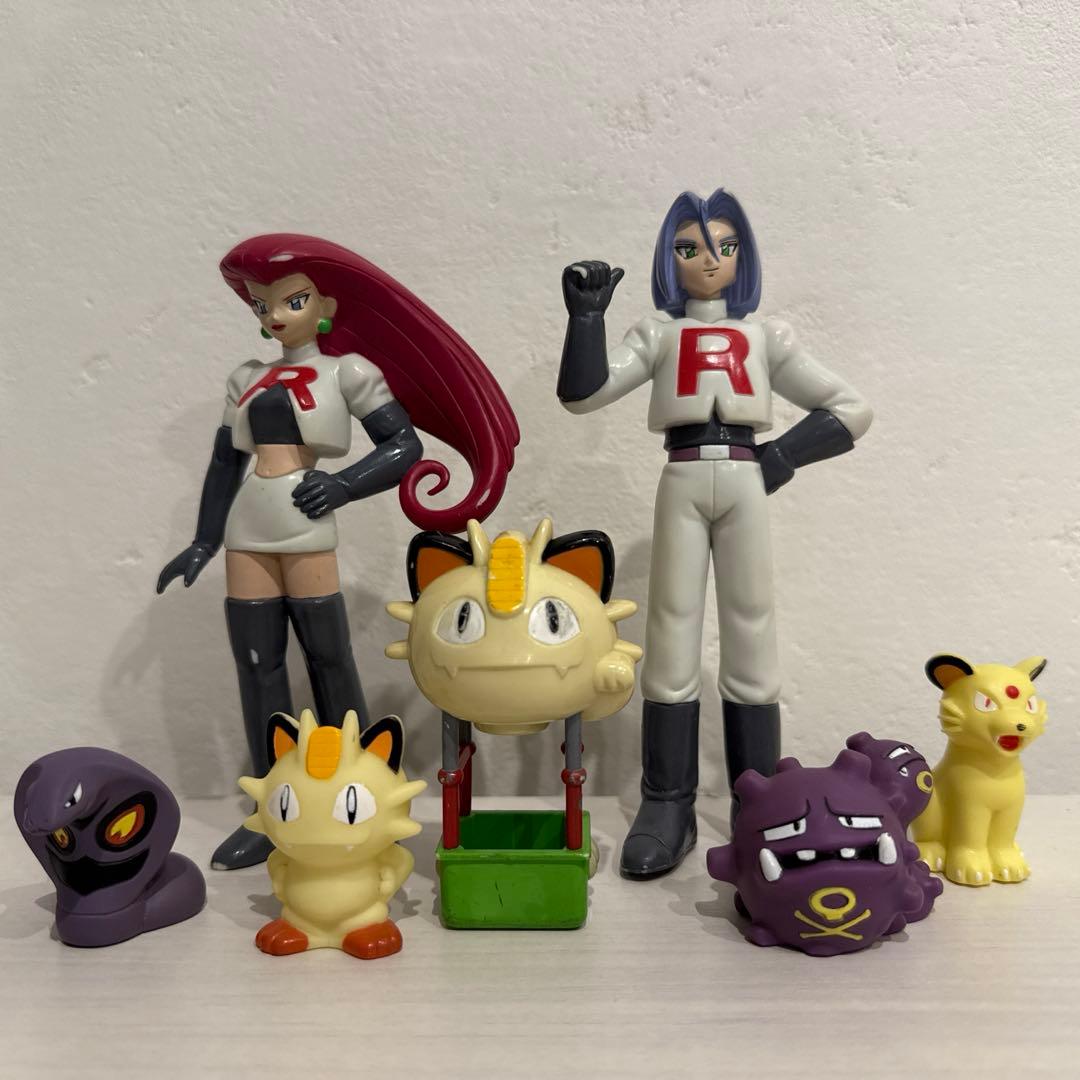 ✨激レア✨ 当時物 モンコレ TOMY ロケット団 ニャース気球船 セット 当時物 初期 トミー モンコレ モンスターコレクションセットM 参考買取