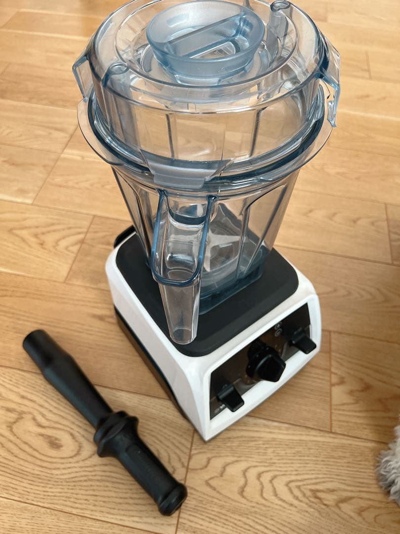 最終値下げ　Vitamix V1200i ホワイト ブレンダー Amazon | 【公式】Vitamix V1200i ホワイト ミキサー 限定特典付き 1台