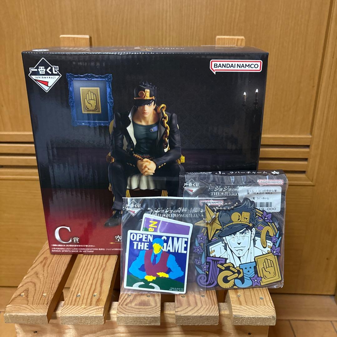 ジョジョの奇妙な冒険　一番くじ　C賞 空条承太郎 フィギュアセット Amazon.co.jp: 一番くじ ジョジョの奇妙な冒険 JOJO'S ASSEMBLE C賞 空