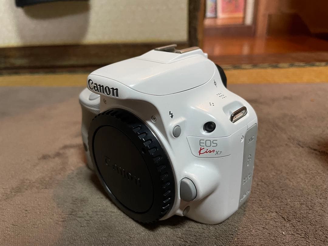 Canon EOS KISS X7 レンズキット WHITE EOS KISS X7 クラス別