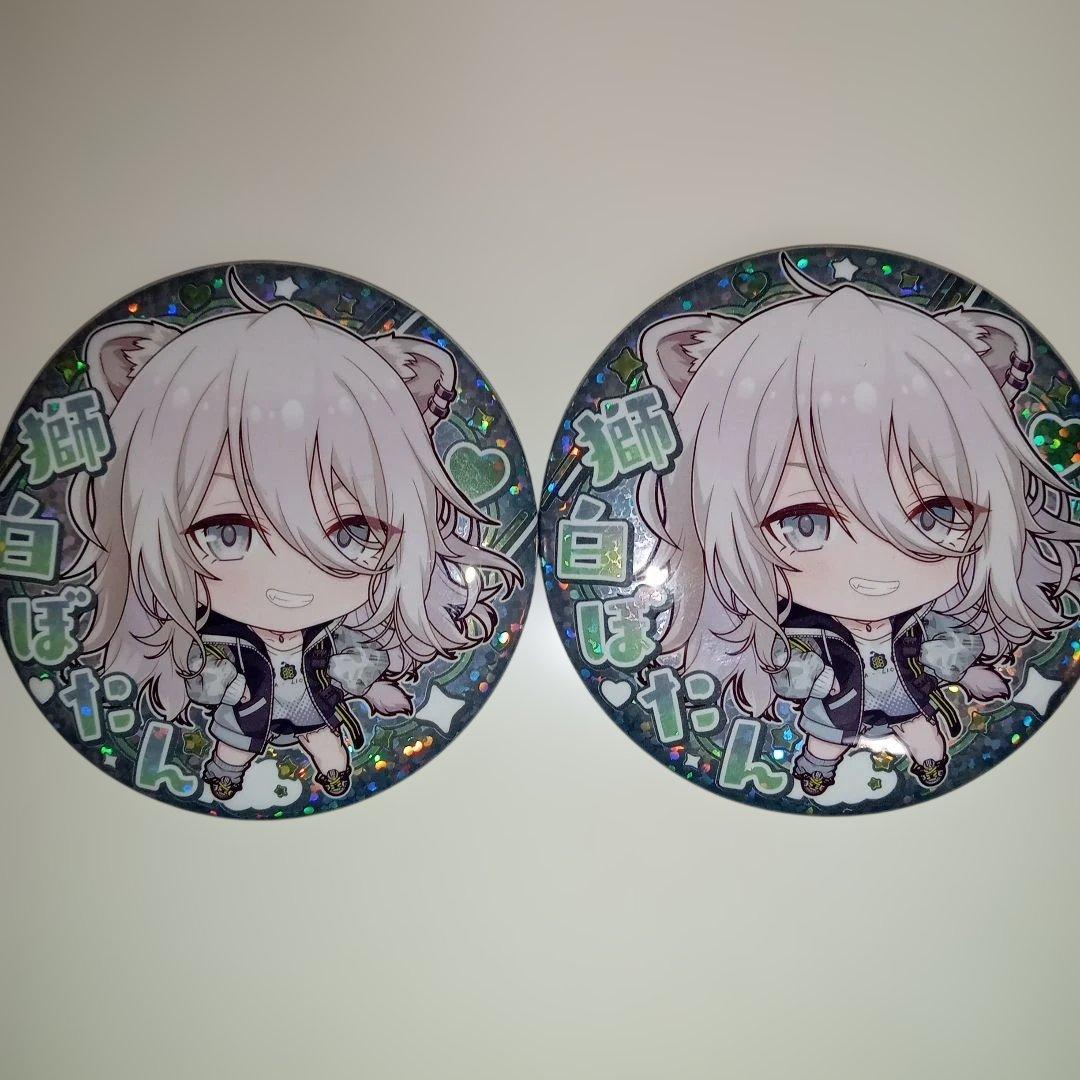 獅白ぼたん 缶バッジ 2個セット - メルカリ