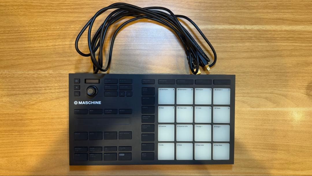DTM・DAW MASCHINE MIKRO MK3 Native Instruments Native Instruments ( ネイティブインストゥルメンツ ) MASCHINE MIKRO