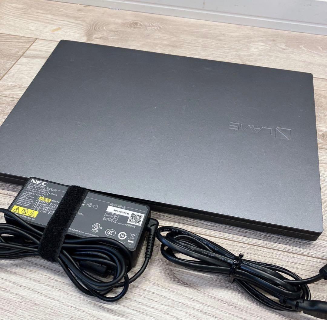 【特価】NEC Lavie SSD512GB+HDD 1TB メモリ16GB ys-1r562-n15sbl.jpg
