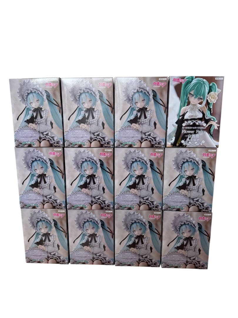 12.初音ミク ヴィンテージドール　フィギュアセット クラシカルな装い＆美しい表情にうっとり！ヴィンテージドールを