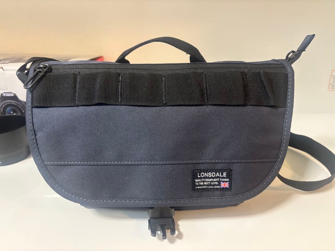 超美品 【Canon EOS Kiss X10 ダブルズームキット】