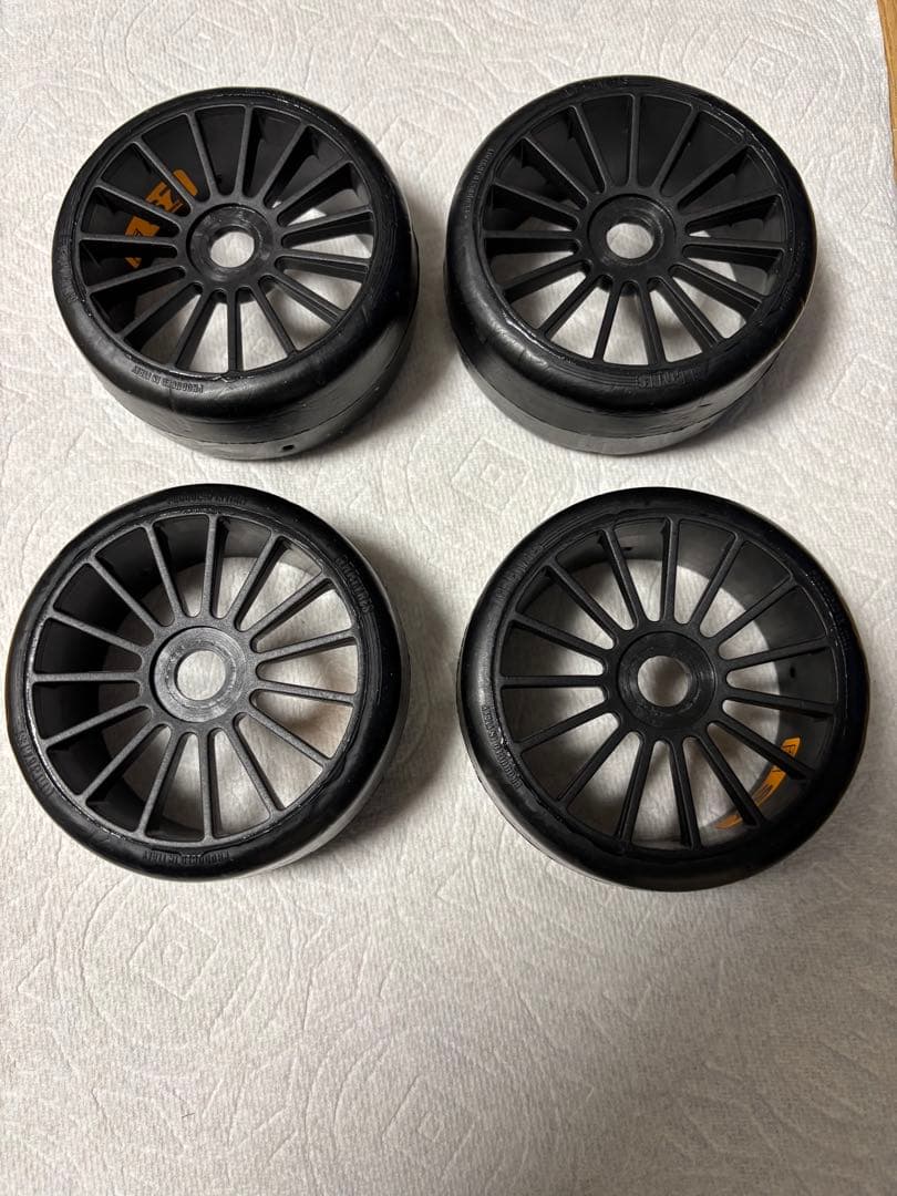 1/8 京商インファーノGT2 GT3 GRPスリックタイヤホイールイタリア製 1/8 GP 4WD インファーノGT2 RACE SPEC 2020 メルセデスAMG GT3 33027