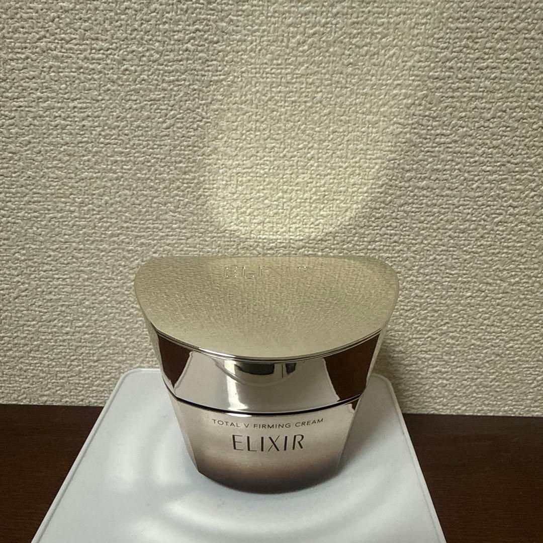 エリクシール　トータルVファーミングクリーム 50g ELIXIR（エリクシール）トータルV ファーミングクリーム(50g