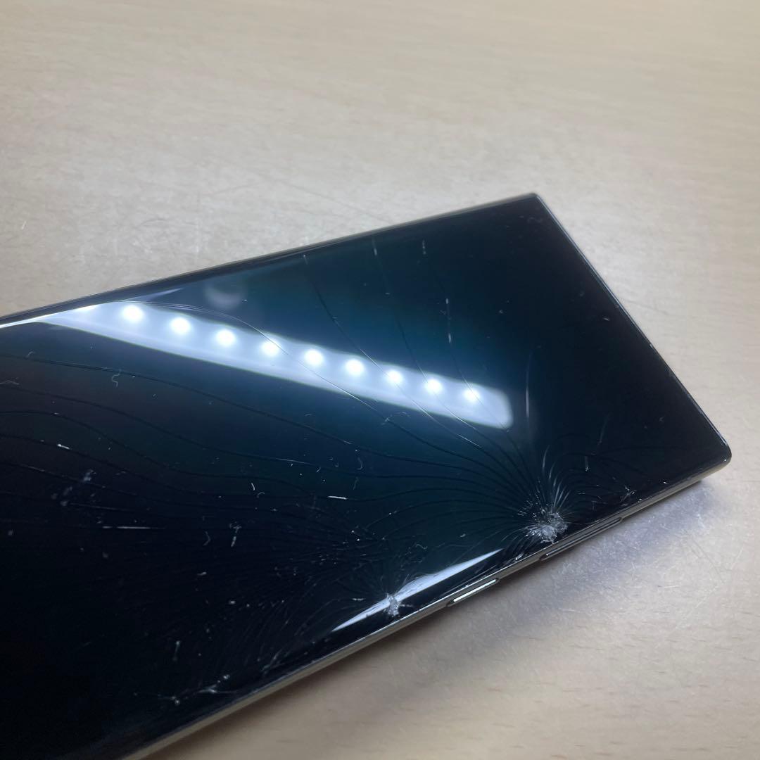 Galaxy S23 Ultra 256GB SIMフリー　画面割れあり