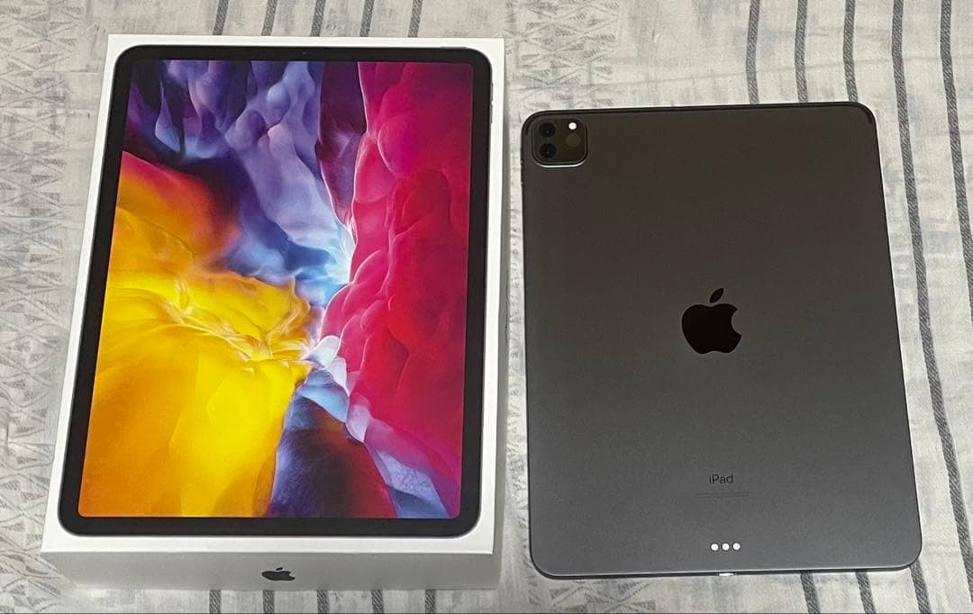 Apple iPad Pro 第二世代　128GB Amazon.com : Apple 2020 iPad Pro 2nd Gen 11 inch, Wi-Fi, 128GB