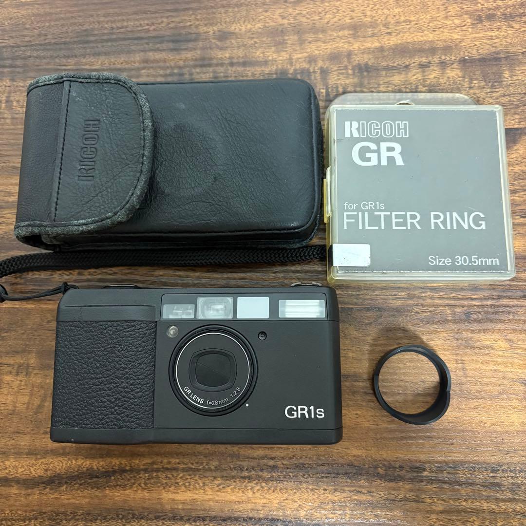 【美品✨】RICOH GR1s コンパクトフィルムカメラ プロ仕様のコンパクトフィルム Ricoh GR1sが入荷しました