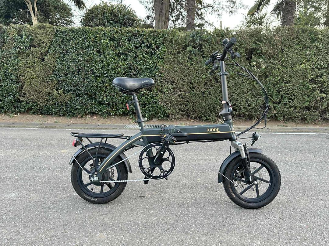 折りたたみ電動アシスト自転車 ノーパンク】 折り畳み電動アシスト自転車 20インチ 折り畳み外装6段