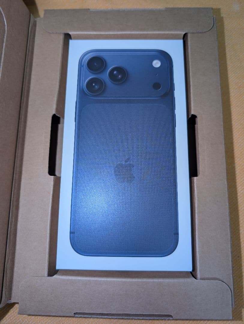 iPhone 17 Pro Max 256GB ディープブルー SIMフリー Apple iPhone 17 Pro Max 256GB SIMフリー [ディープブルー] 価格比較