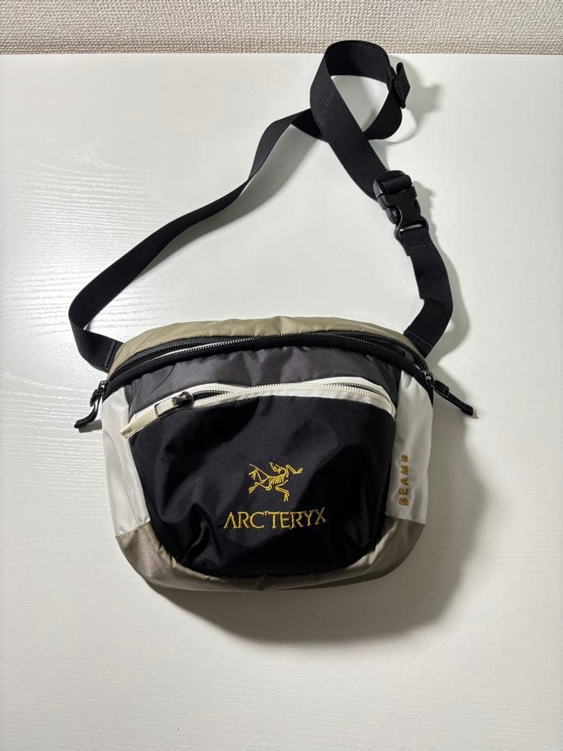 ARC'TERYX * BEAMS / 別注 MANTIS 2 ARC'TERYX × BEAMS 別注 Mantis 2 Waist Pack｜ビームス 広島｜BEAMS