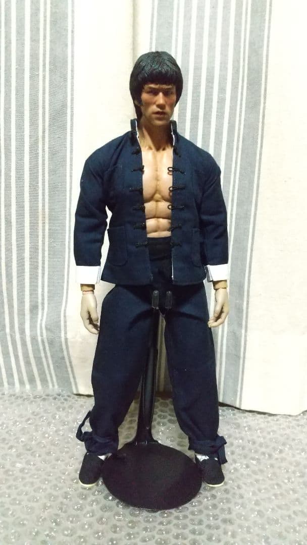 最終値下げ！激レア　非売品　1/6 ブルース・リー　カスタム　フィギュア 最終値下げ！激レア 非売品 1/6 ブルース・リー カスタム フィギュア