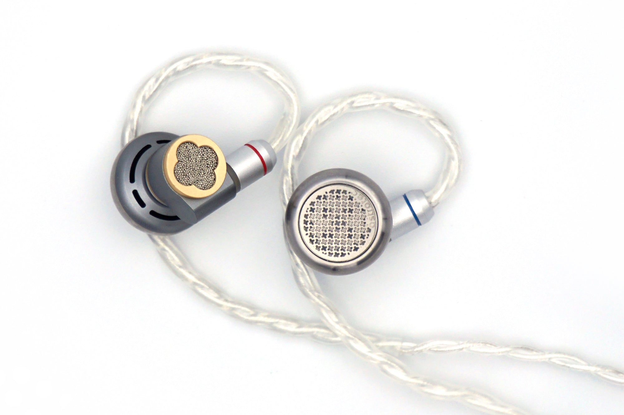 Lyra Clover – Astrotec