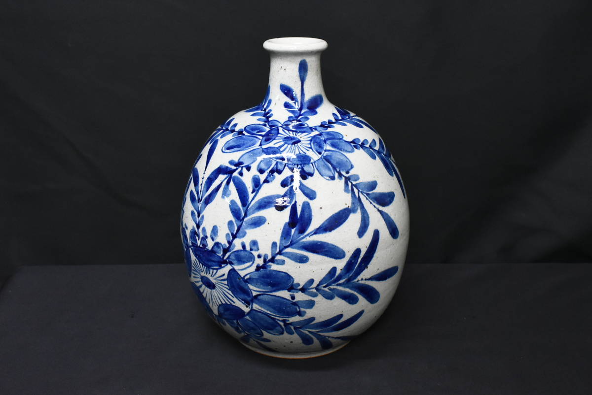 新羅の壺 中型 彫刻模様 花器 花瓶 新羅の壺 中型 彫刻模様 花器 花瓶