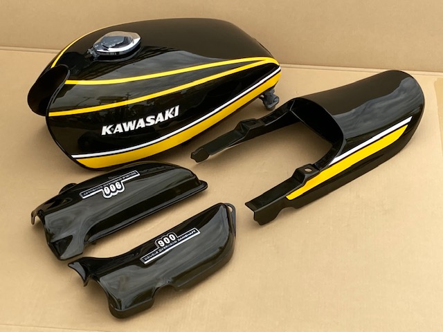 売約済み】Z1/Z2用の外装セットが入荷しました。 | バイクパーツの